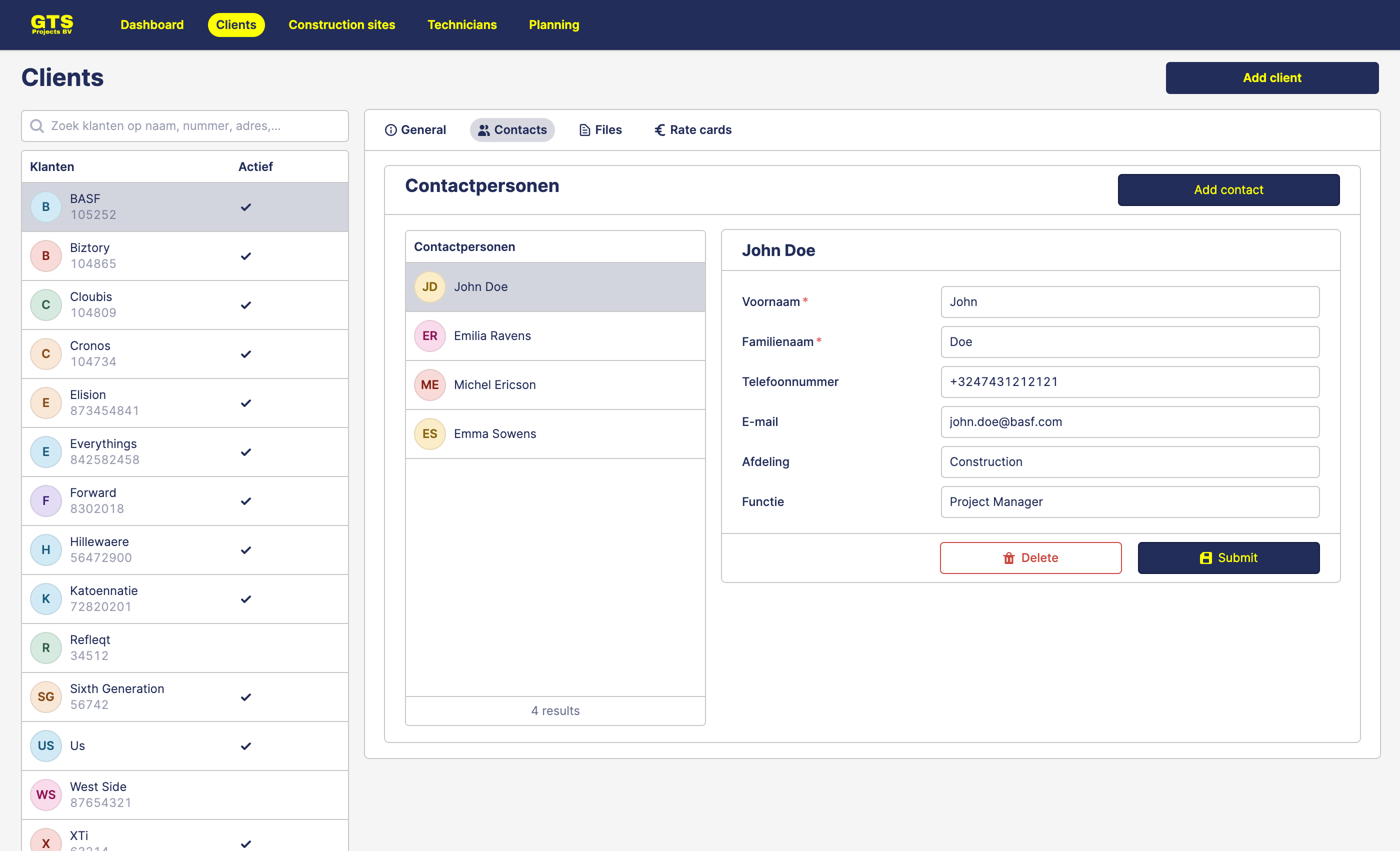 Client overview with contact persons in the CRM